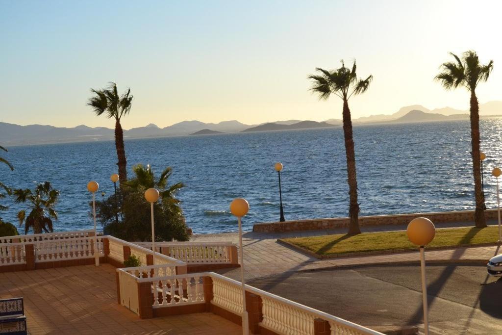 Apartamentos Turisticos Puerto Tomas Maestre 라망가델마르메노 외부 사진